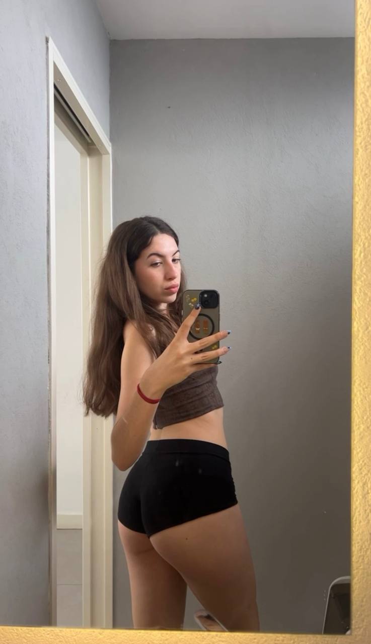 Amber in her underwear in Essen